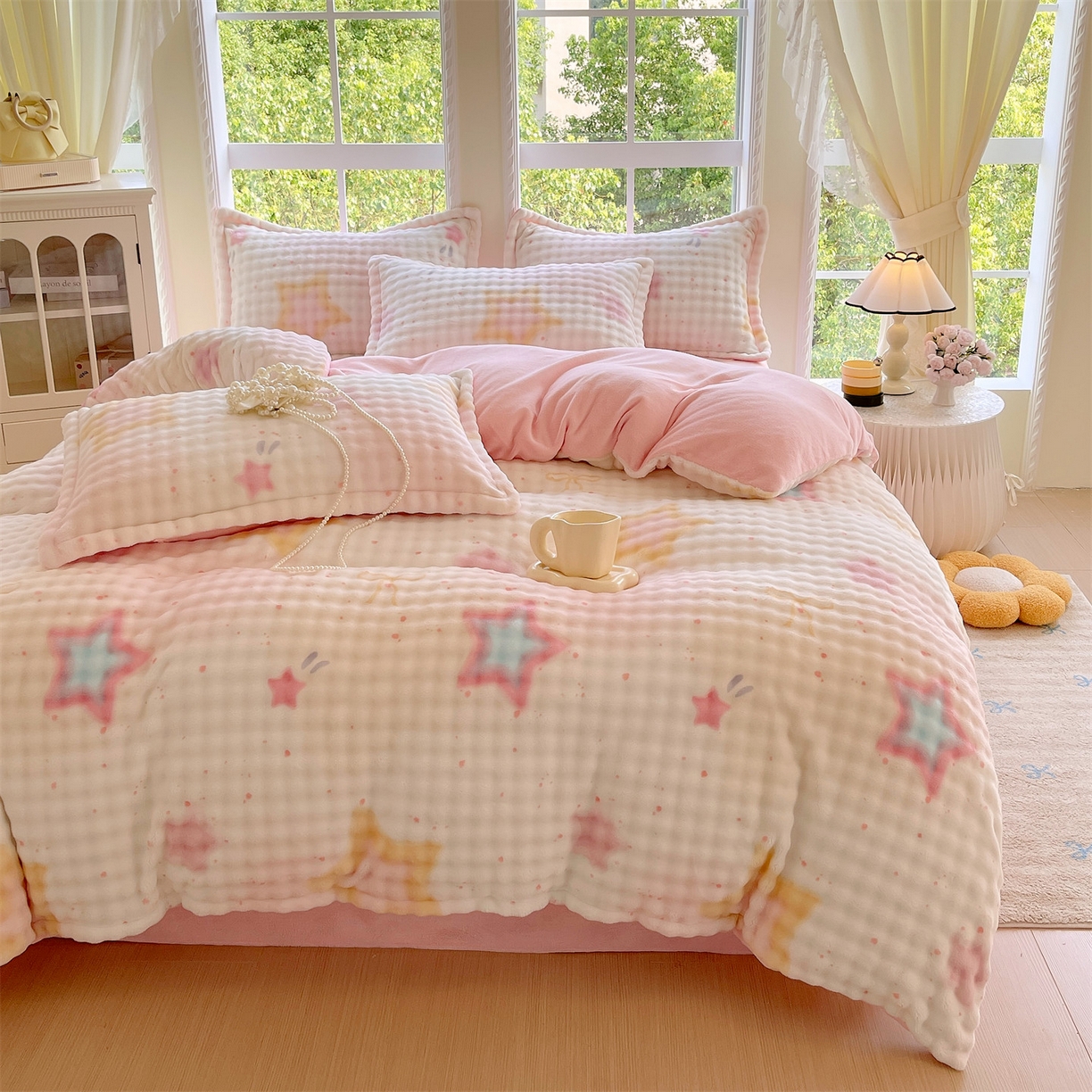 91家纺网 家纺一手货源 找家纺 凯儿家纺 2025新款兔毛牛奶泡泡绒四件套 星光闪闪