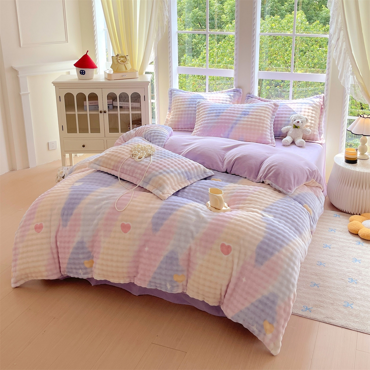 91家纺网 家纺一手货源 找家纺 凯儿家纺 2025新款兔毛牛奶泡泡绒四件套 紫韵爱心