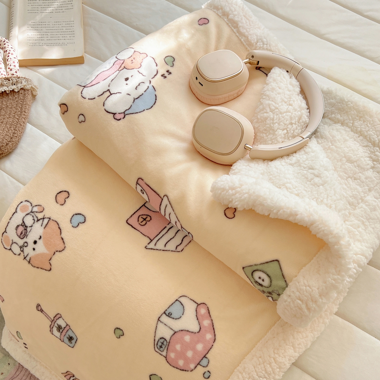 91家纺网 家纺一手货源 找家纺 桃子家居 2025新款A类ins小清新少女可爱奶油猫咪卡通加厚牛奶绒羊羔绒毛毯多功能毛毯 绒毛毯-MT童梦园