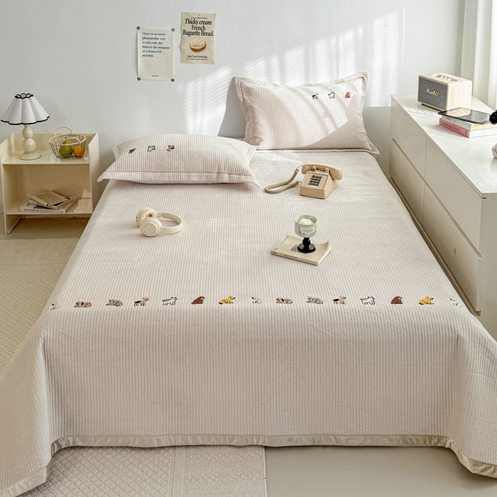 法芙娜家纺 2025新款可爱刺绣宝宝绒床盖三件套 米白