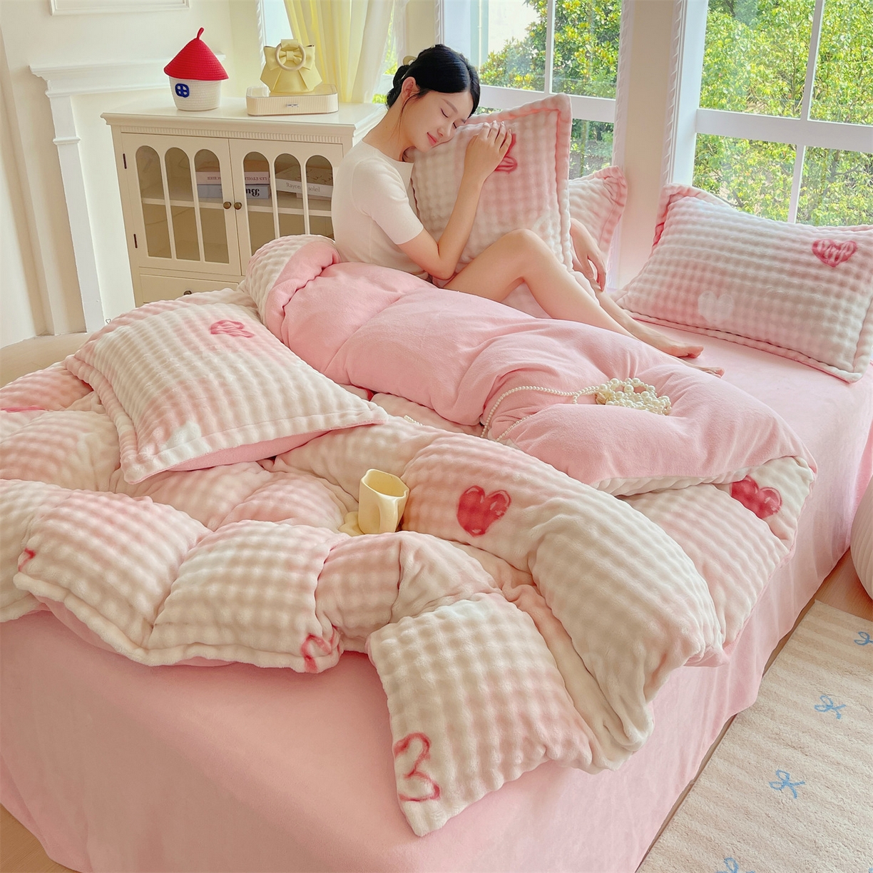 91家纺网 家纺一手货源 找家纺 凯儿家纺 2025新款兔毛牛奶泡泡绒单被套单品被套被套单件 爱心朵朵