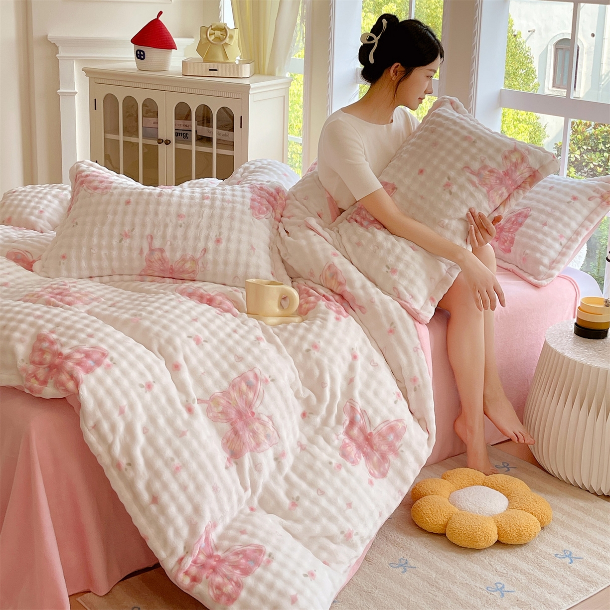 91家纺网 家纺一手货源 找家纺 凯儿家纺 2025新款兔毛牛奶泡泡绒单被套单品被套被套单件 彩蝶飞舞