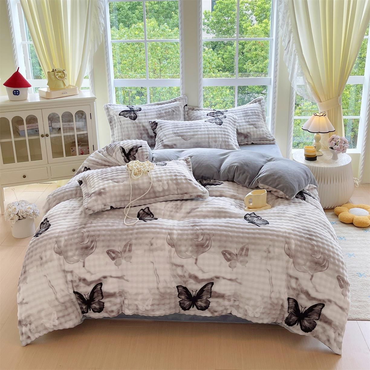 91家纺网 家纺一手货源 找家纺 凯儿家纺 2025新款兔毛牛奶泡泡绒单被套单品被套被套单件 蝶儿飞飞