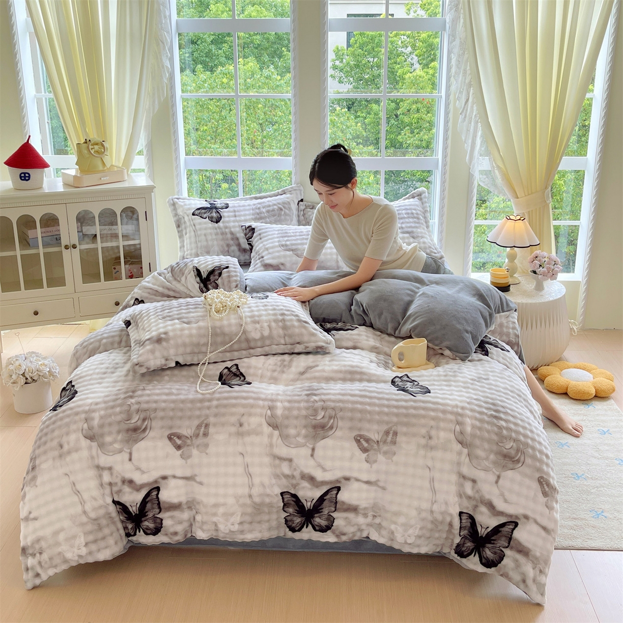 91家纺网 家纺一手货源 找家纺 凯儿家纺 2025新款兔毛牛奶泡泡绒单被套单品被套被套单件 蝶儿飞飞