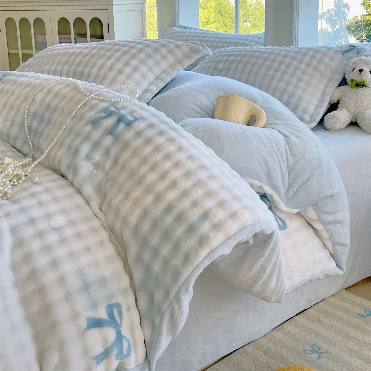 91家纺网 家纺一手货源 找家纺 凯儿家纺 2025新款兔毛牛奶泡泡绒单被套单品被套被套单件 蓝色旋律