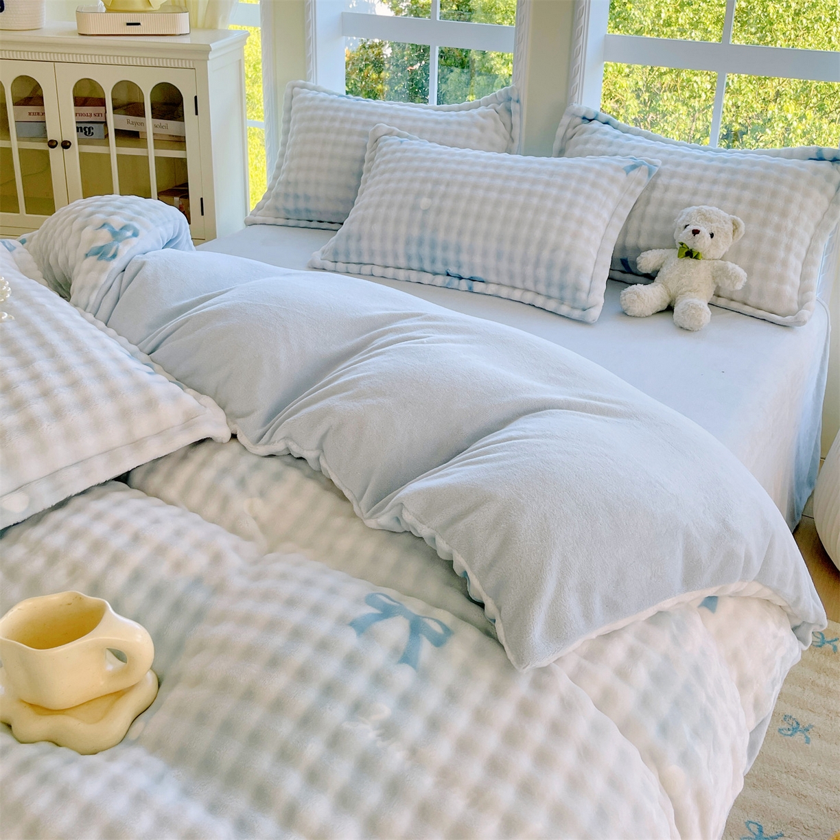 91家纺网 家纺一手货源 找家纺 凯儿家纺 2025新款兔毛牛奶泡泡绒单被套单品被套被套单件 蓝色旋律