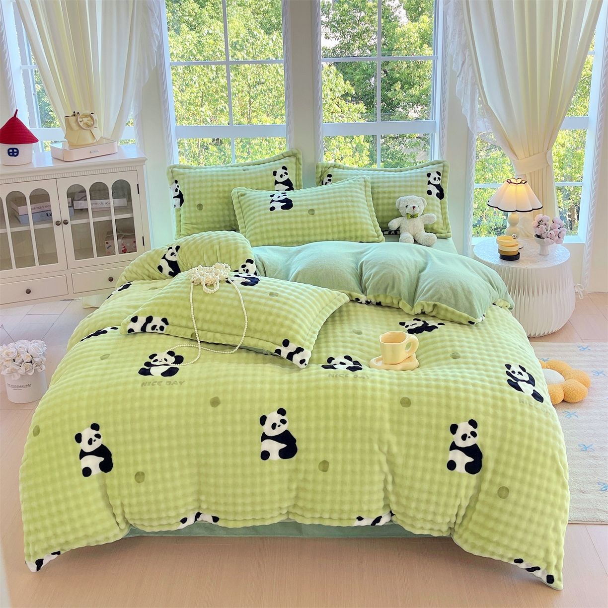 91家纺网 家纺一手货源 找家纺 凯儿家纺 2025新款兔毛牛奶泡泡绒单被套单品被套被套单件 小熊猫绿