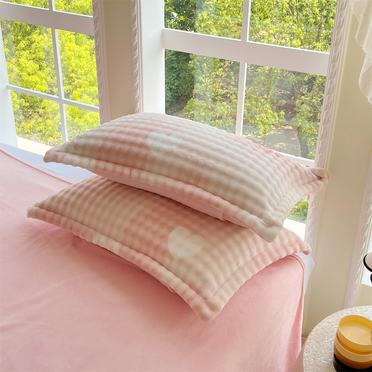 91家纺网 家纺一手货源 找家纺 （总）凯儿家纺 2025新款兔毛牛奶泡泡绒单枕套单品枕套枕套单件