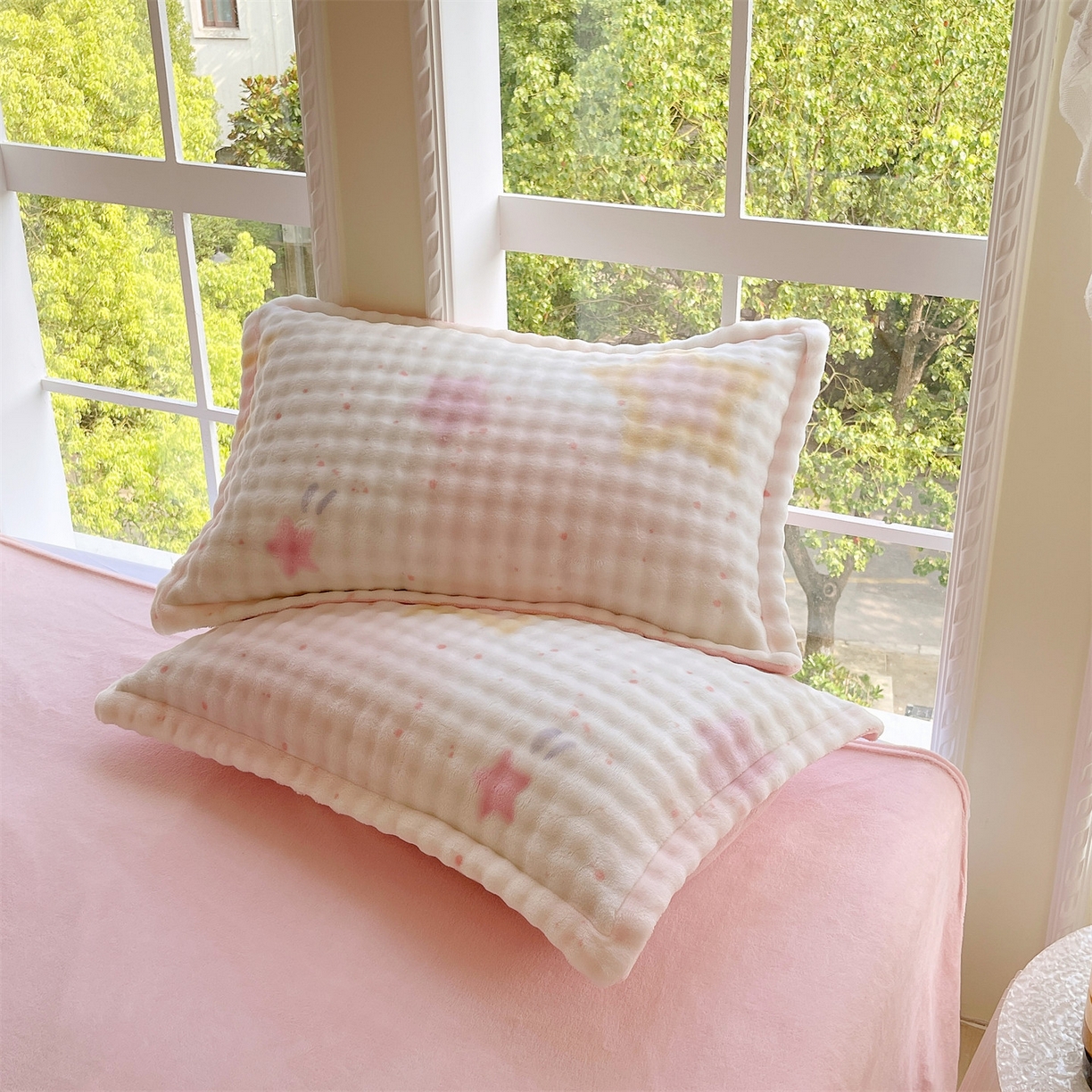 91家纺网 家纺一手货源 找家纺 （总）凯儿家纺 2025新款兔毛牛奶泡泡绒单枕套单品枕套枕套单件