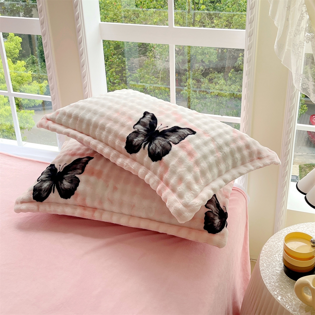 91家纺网 家纺一手货源 找家纺 凯儿家纺 2025新款兔毛牛奶泡泡绒单枕套单品枕套枕套单件 粉玉蝴蝶