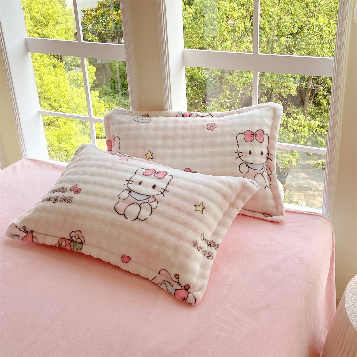 91家纺网 家纺一手货源 找家纺 凯儿家纺 2025新款兔毛牛奶泡泡绒单枕套单品枕套枕套单件 可爱猫咪