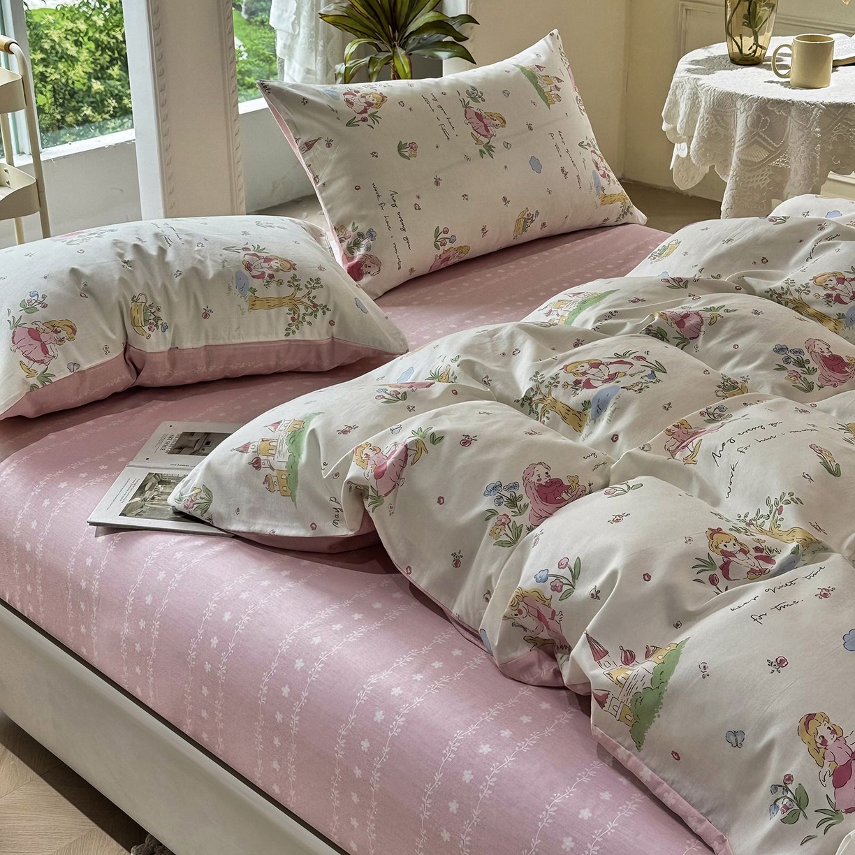 91家纺网 家纺一手货源 找家纺 缦纱 2025新款全棉纯棉小清新喷气13372印花40支纯棉四件套 爱丽丝