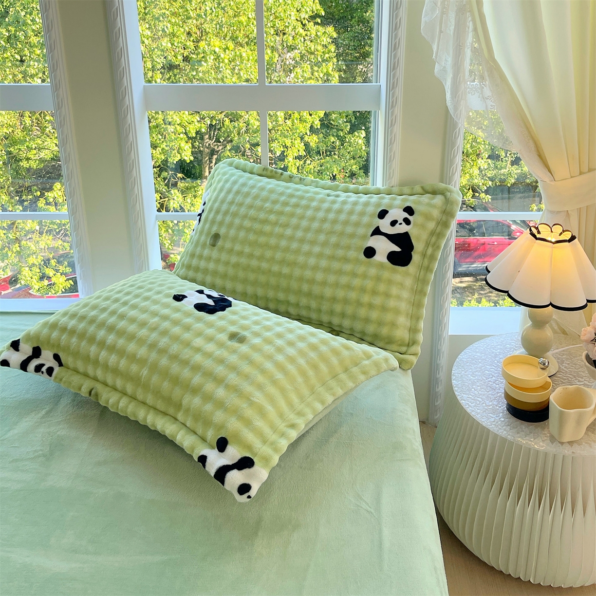 91家纺网 家纺一手货源 找家纺 凯儿家纺 2025新款兔毛牛奶泡泡绒单枕套单品枕套枕套单件 小熊猫绿