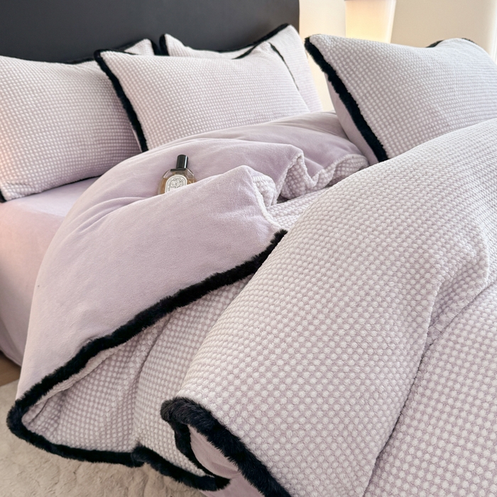 91家纺网 家纺一手货源 找家纺 （总）KA家纺 2025冬兔毛边阳离子提花牛奶绒四件套 温雅系列