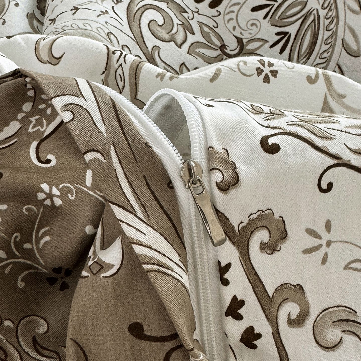 91家纺网 家纺一手货源 找家纺 缦纱 2025新款全棉纯棉小清新喷气13372印花40支纯棉四件套 荷韵-咖