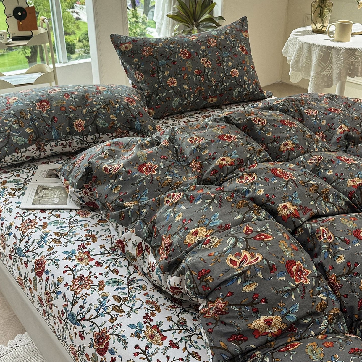 91家纺网 家纺一手货源 找家纺 缦纱 2025新款全棉纯棉小清新喷气13372印花40支纯棉四件套 花娇百媚-灰