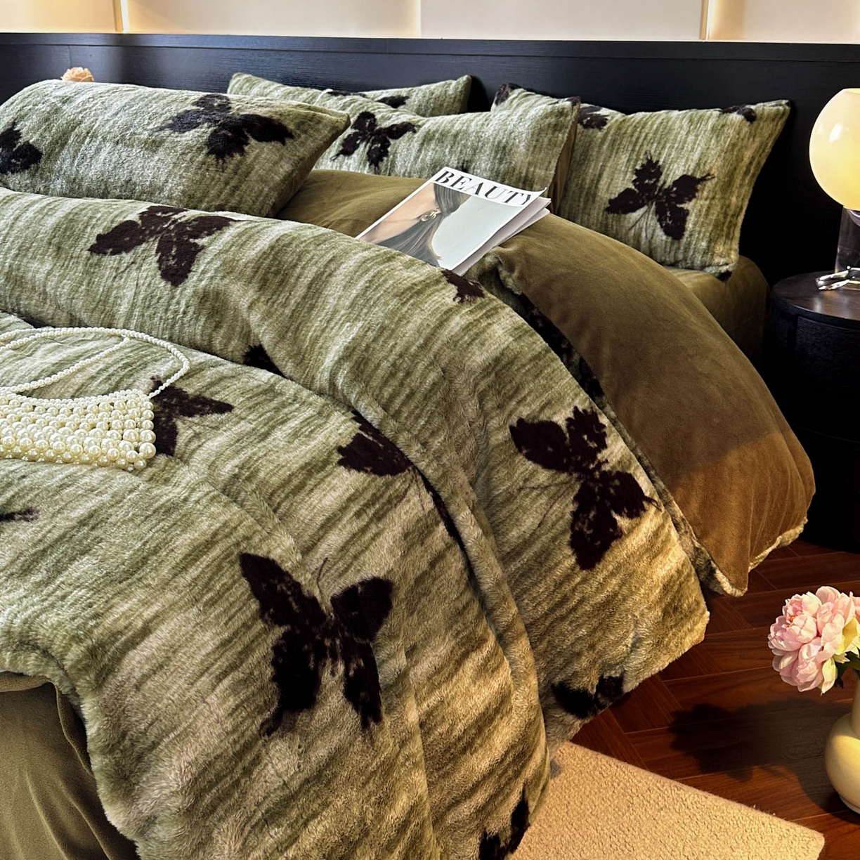 91家纺网 家纺一手货源 找家纺 金阳光家纺 2025新款A类高克重兔毛绒保暖印花牛奶绒四件套 美拉德系列 美拉德-蝶舞绿