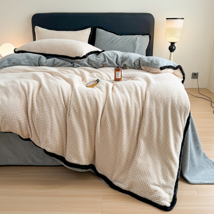 91家纺网 家纺一手货源 找家纺 （总）KA家纺 2025冬兔毛边阳离子提花牛奶绒四件套 温雅系列