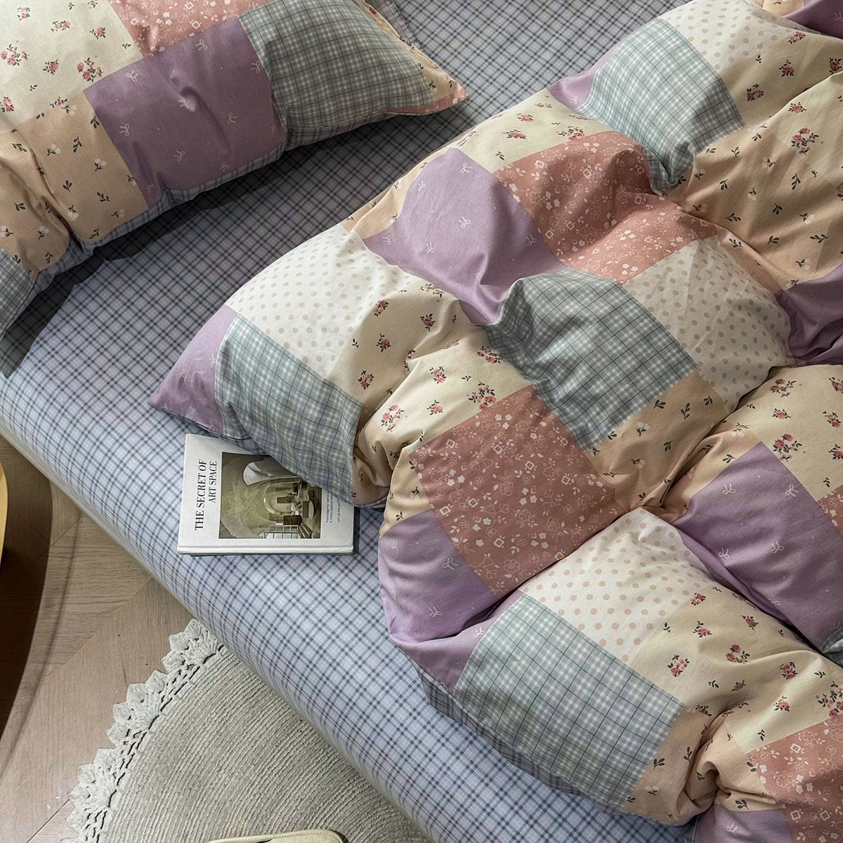 91家纺网 家纺一手货源 找家纺 缦纱 2025新款全棉纯棉小清新喷气13372印花40支纯棉四件套 花田漫步