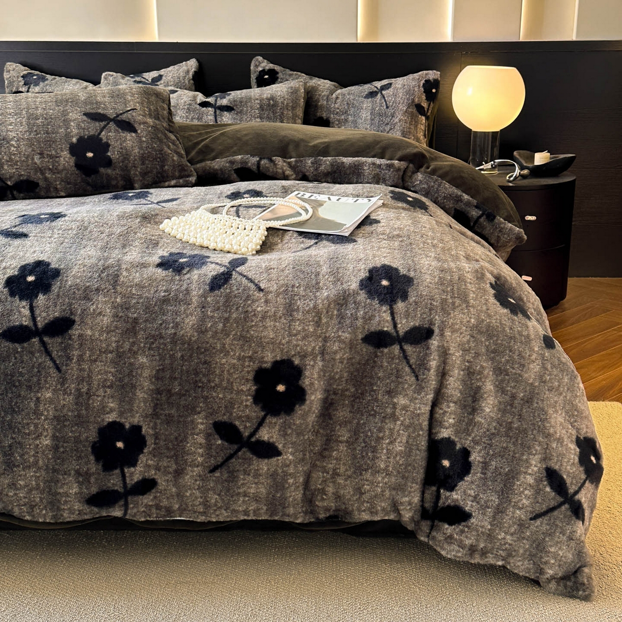 91家纺网 家纺一手货源 找家纺 金阳光家纺 2025新款A类高克重兔毛绒保暖印花牛奶绒四件套 美拉德系列 美拉德-花语