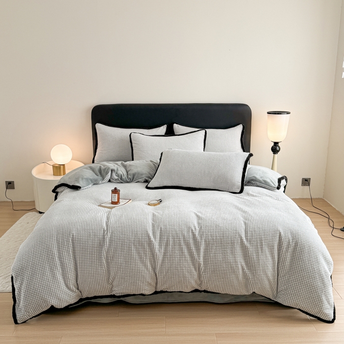 91家纺网 家纺一手货源 找家纺 KA家纺 2025冬兔毛边阳离子提花牛奶绒四件套 温雅系列 温雅灰