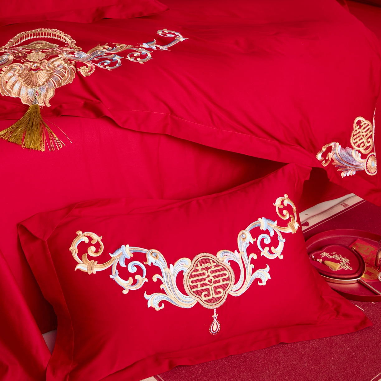 91家纺网 家纺一手货源 找家纺 东方合美（原：皇家传奇） 2025新款婚庆小红书化纤系列二 恭贺新禧