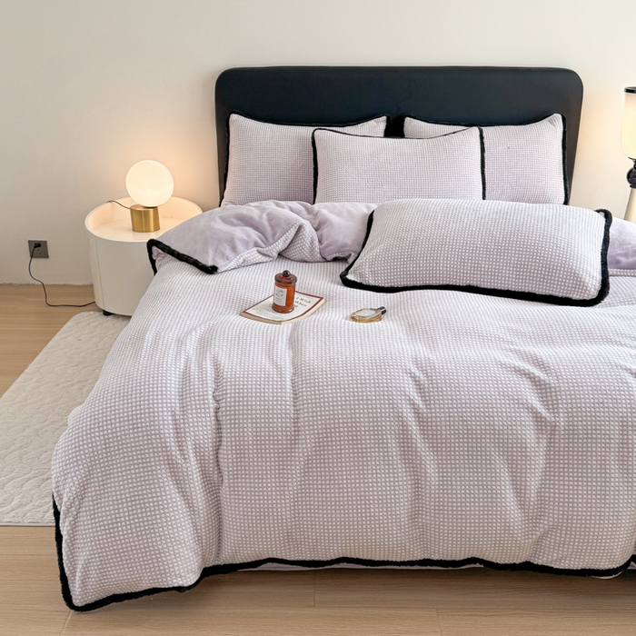 91家纺网 家纺一手货源 找家纺 KA家纺 2025冬兔毛边阳离子提花牛奶绒四件套 温雅系列 温雅紫