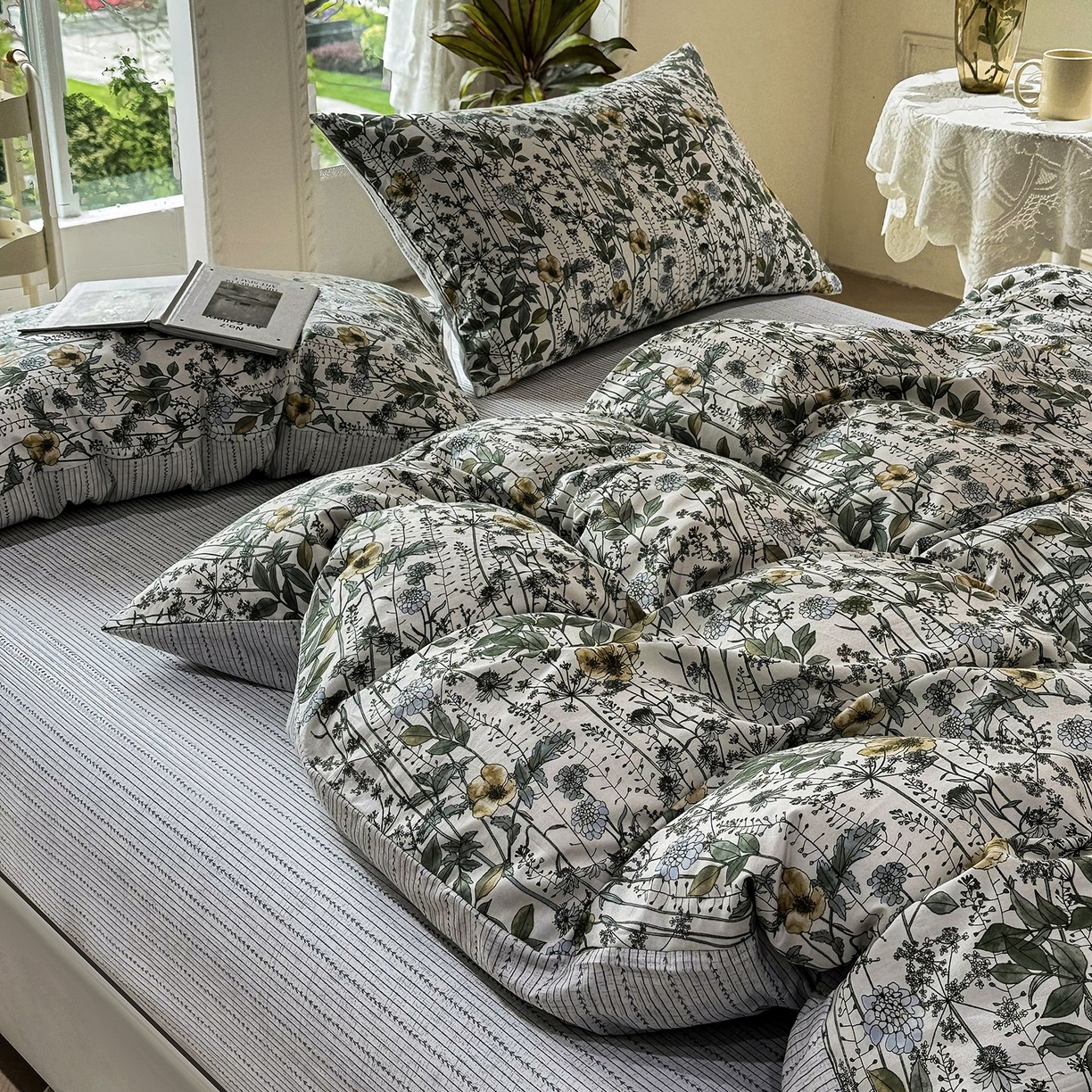 91家纺网 家纺一手货源 找家纺 缦纱 2025新款全棉纯棉小清新喷气13372印花40支纯棉四件套 锦瑟-绿