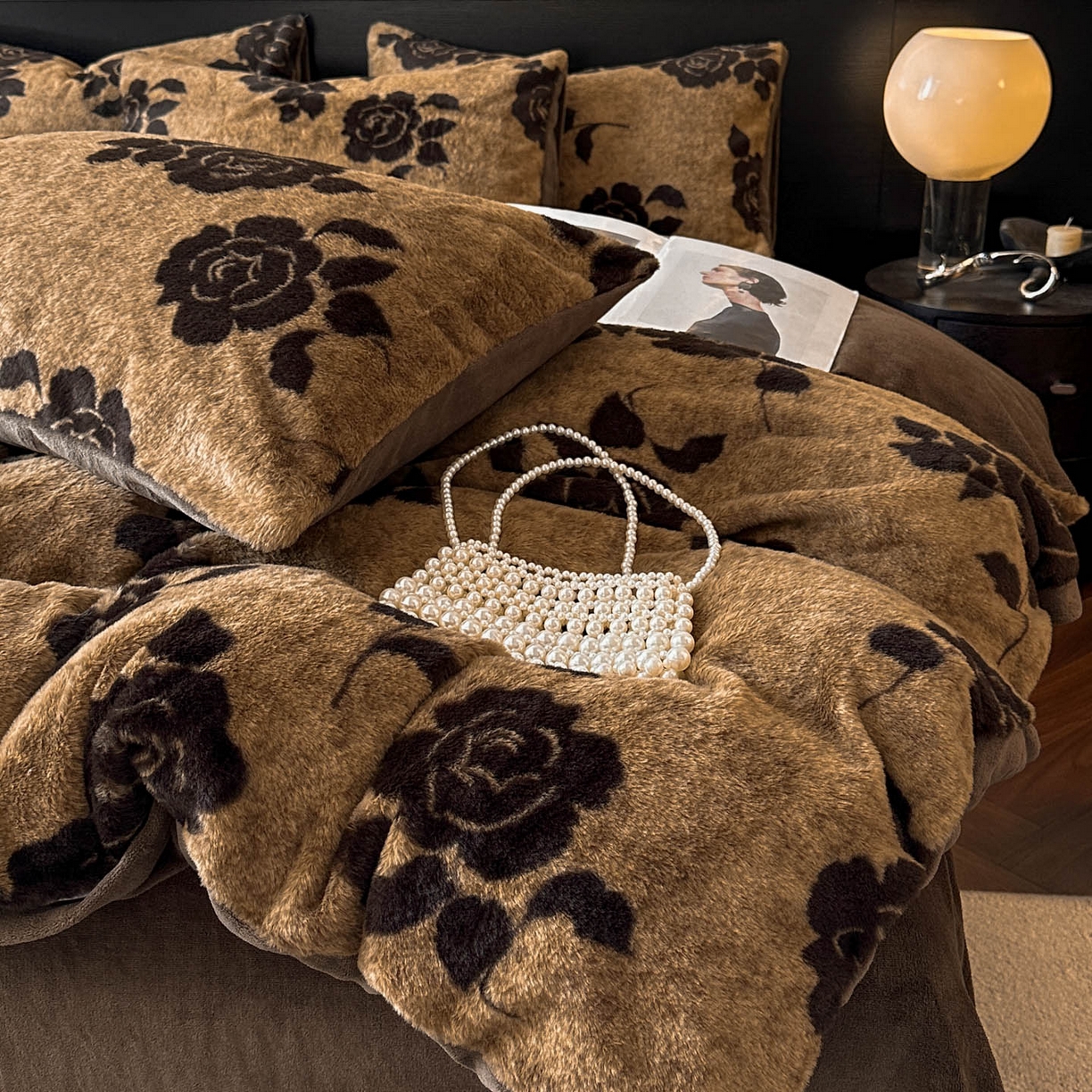 91家纺网 家纺一手货源 找家纺 金阳光家纺 2025新款A类高克重兔毛绒保暖印花牛奶绒四件套 美拉德系列 美拉德-简爱