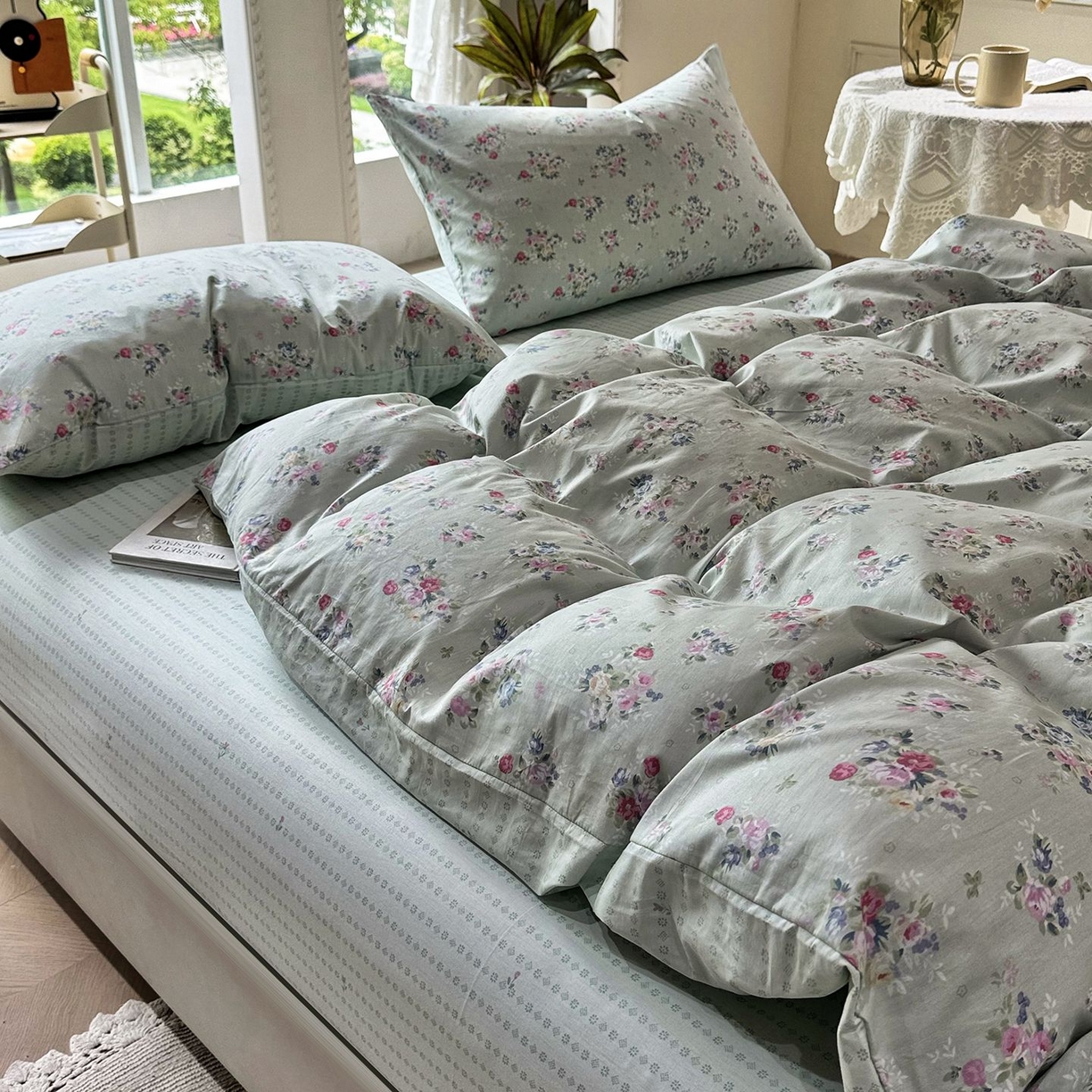 91家纺网 家纺一手货源 找家纺 缦纱 2025新款全棉纯棉小清新喷气13372印花40支纯棉四件套 梨花似锦