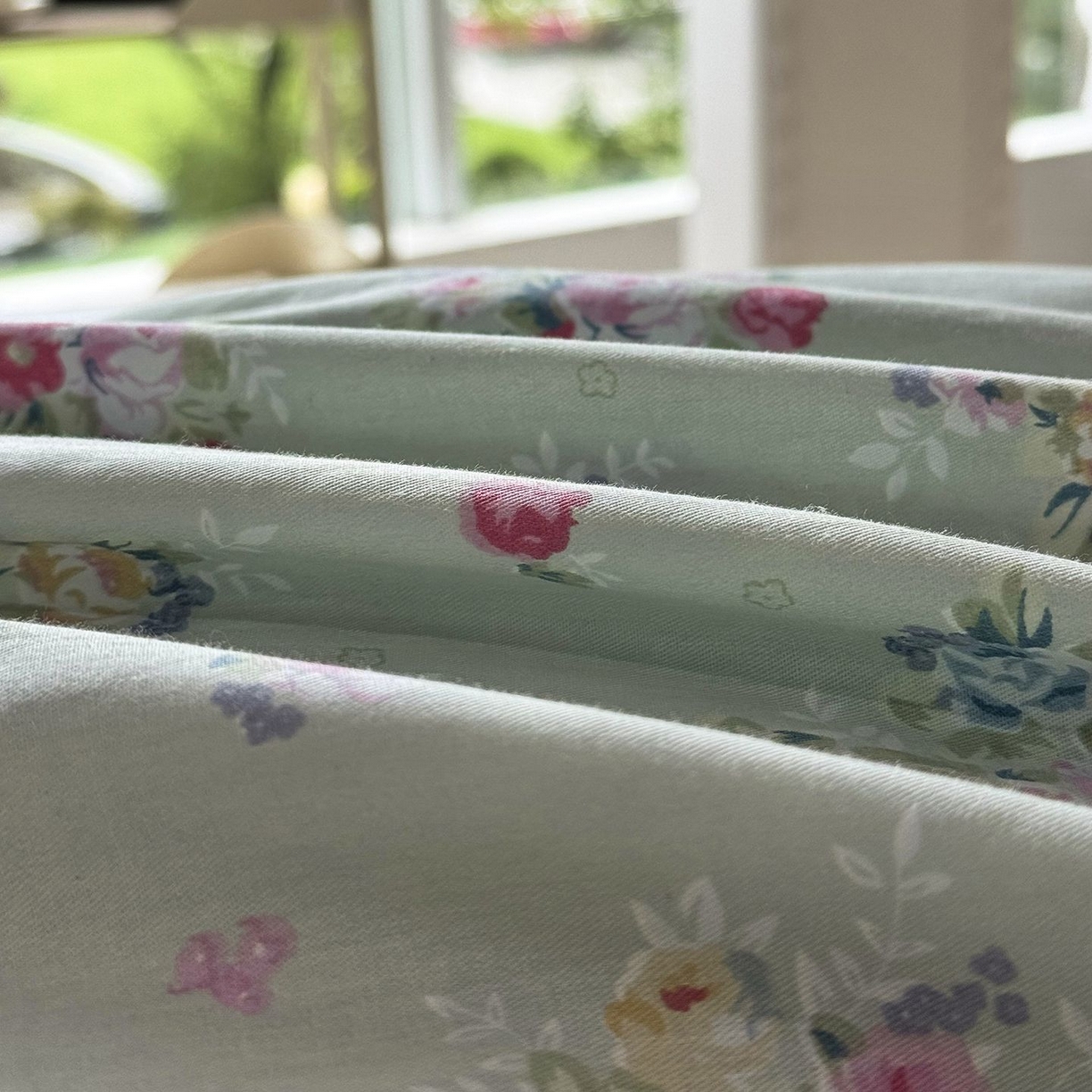 91家纺网 家纺一手货源 找家纺 缦纱 2025新款全棉纯棉小清新喷气13372印花40支纯棉四件套 梨花似锦