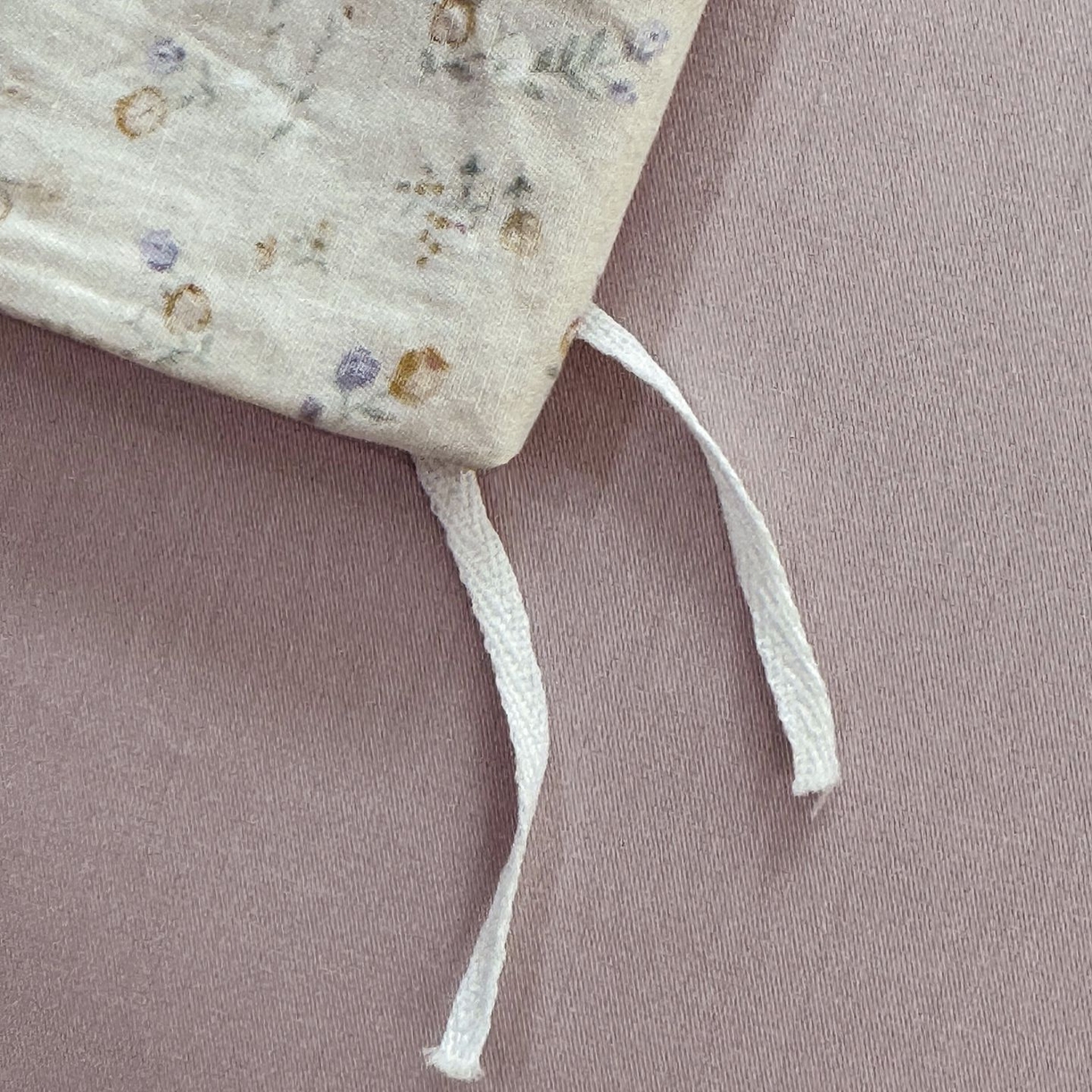 91家纺网 家纺一手货源 找家纺 缦纱 2025新款全棉纯棉小清新喷气13372印花40支纯棉四件套 漫山花海