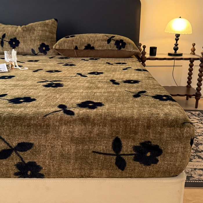 91家纺网 家纺一手货源 找家纺 绒世界 2025秋冬加厚兔绒床笠 床笠兔绒-繁花咖
