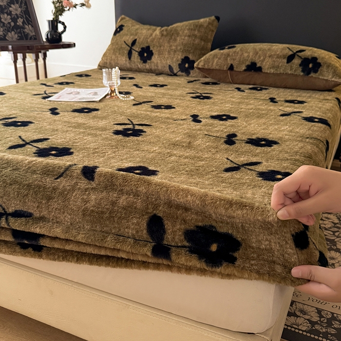 91家纺网 家纺一手货源 找家纺 绒世界 2025秋冬加厚兔绒床笠 床笠兔绒-繁花咖