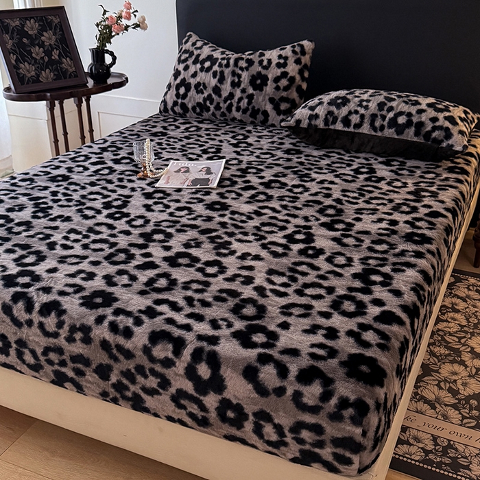 91家纺网 家纺一手货源 找家纺 绒世界 2025秋冬加厚兔绒床笠 兔绒床笠-豹纹灰