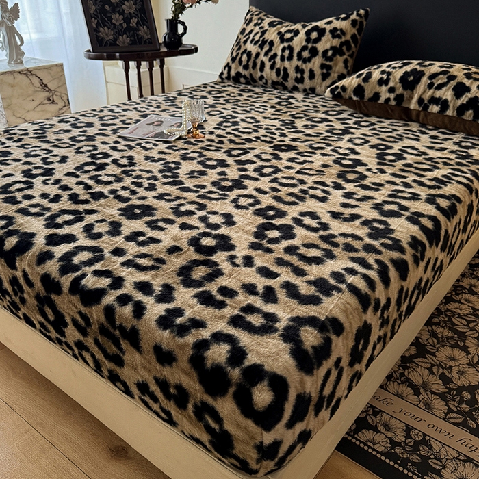 91家纺网 家纺一手货源 找家纺 绒世界 2025秋冬加厚兔绒床笠 兔绒床笠-豹纹咖