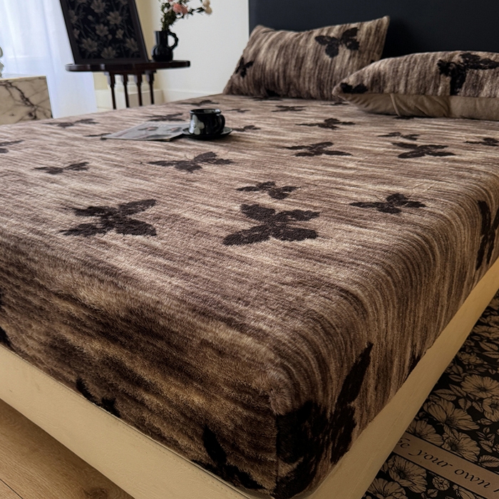 91家纺网 家纺一手货源 找家纺 绒世界 2025秋冬加厚兔绒床笠 兔绒床笠-蝶舞咖