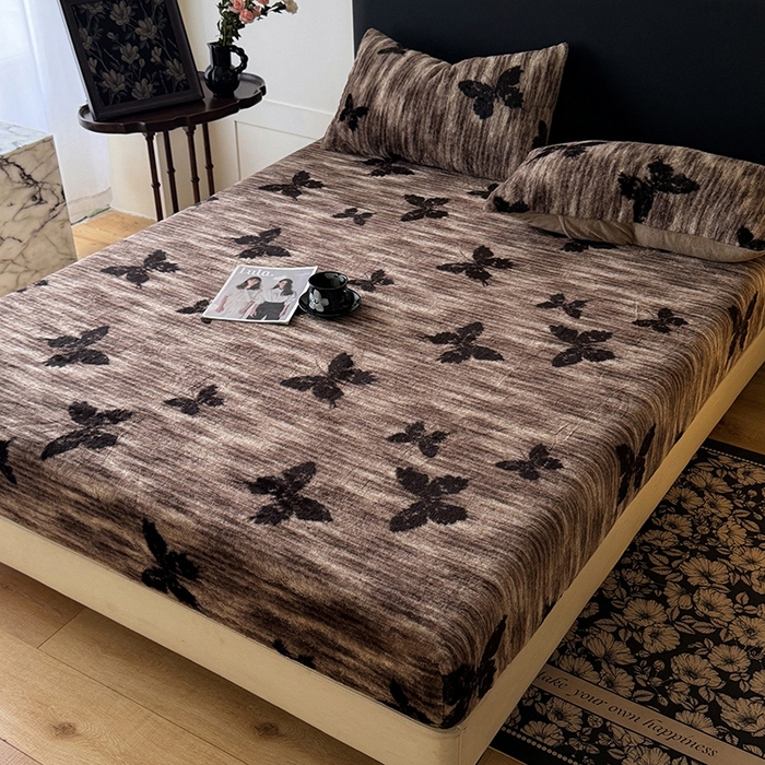 91家纺网 家纺一手货源 找家纺 绒世界 2025秋冬加厚兔绒床笠 兔绒床笠-蝶舞咖