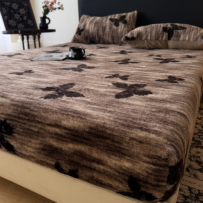 91家纺网 家纺一手货源 找家纺 绒世界 2025秋冬加厚兔绒床笠 兔绒床笠-蝶舞咖