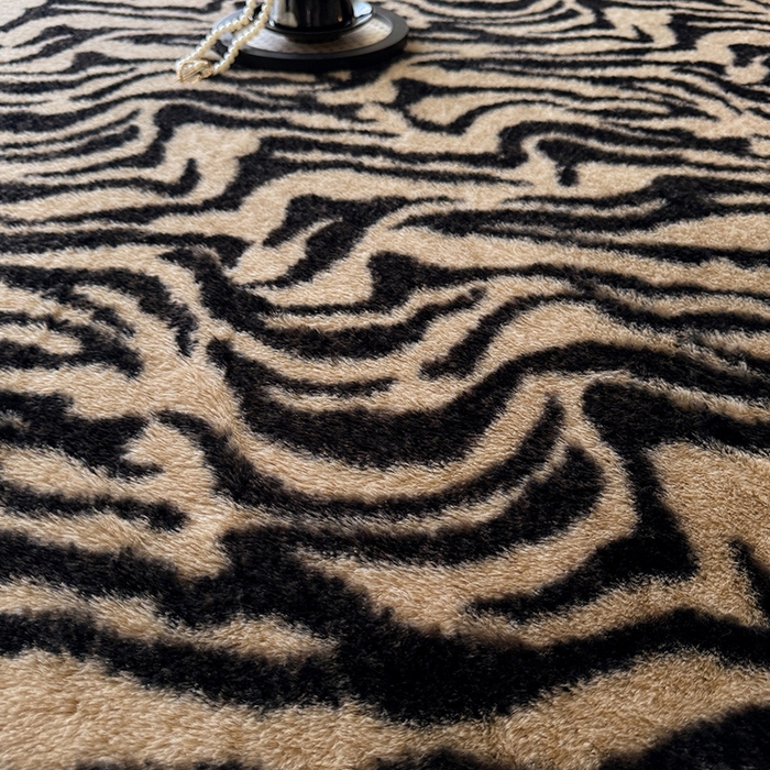 91家纺网 家纺一手货源 找家纺 绒世界 2025秋冬加厚兔绒床笠 兔绒床笠-虎纹