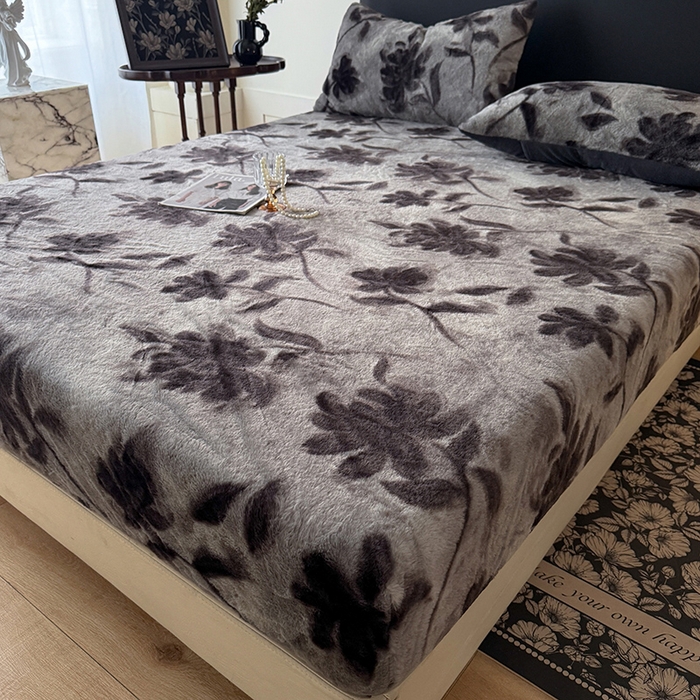 91家纺网 家纺一手货源 找家纺 绒世界 2025秋冬加厚兔绒床笠 兔绒床笠-花影灰