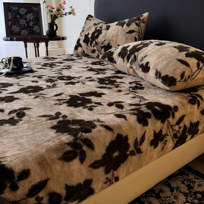 91家纺网 家纺一手货源 找家纺 绒世界 2025秋冬加厚兔绒床笠 兔绒床笠-简爱卡其