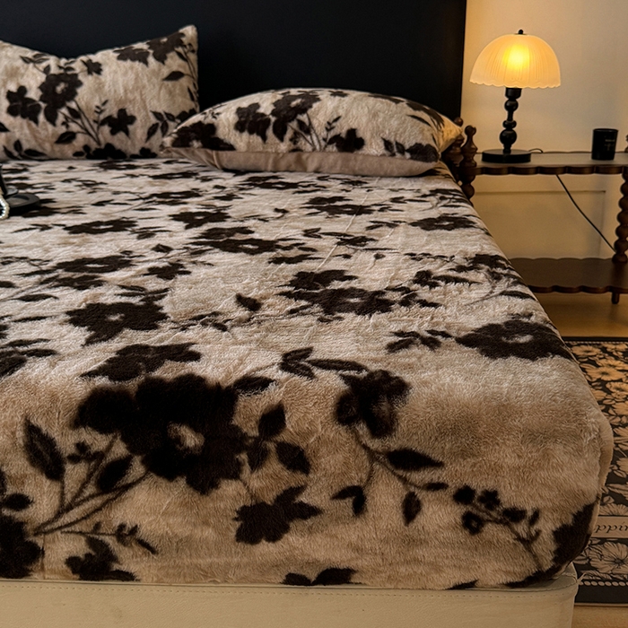 91家纺网 家纺一手货源 找家纺 绒世界 2025秋冬加厚兔绒床笠 兔绒床笠-简爱卡其