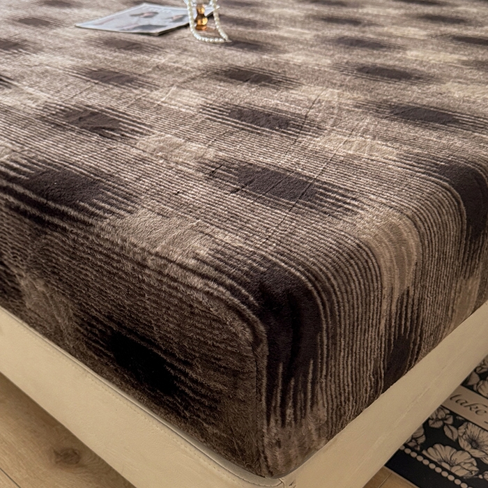 91家纺网 家纺一手货源 找家纺 绒世界 2025秋冬加厚兔绒床笠 兔绒床笠-轮回