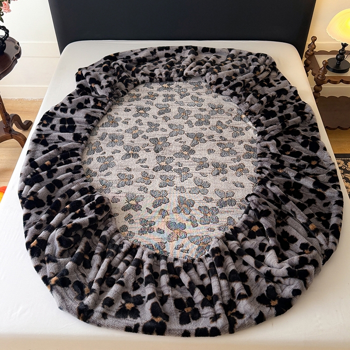 91家纺网 家纺一手货源 找家纺 绒世界 2025秋冬加厚兔绒床笠 兔绒床笠-羽蝶灰