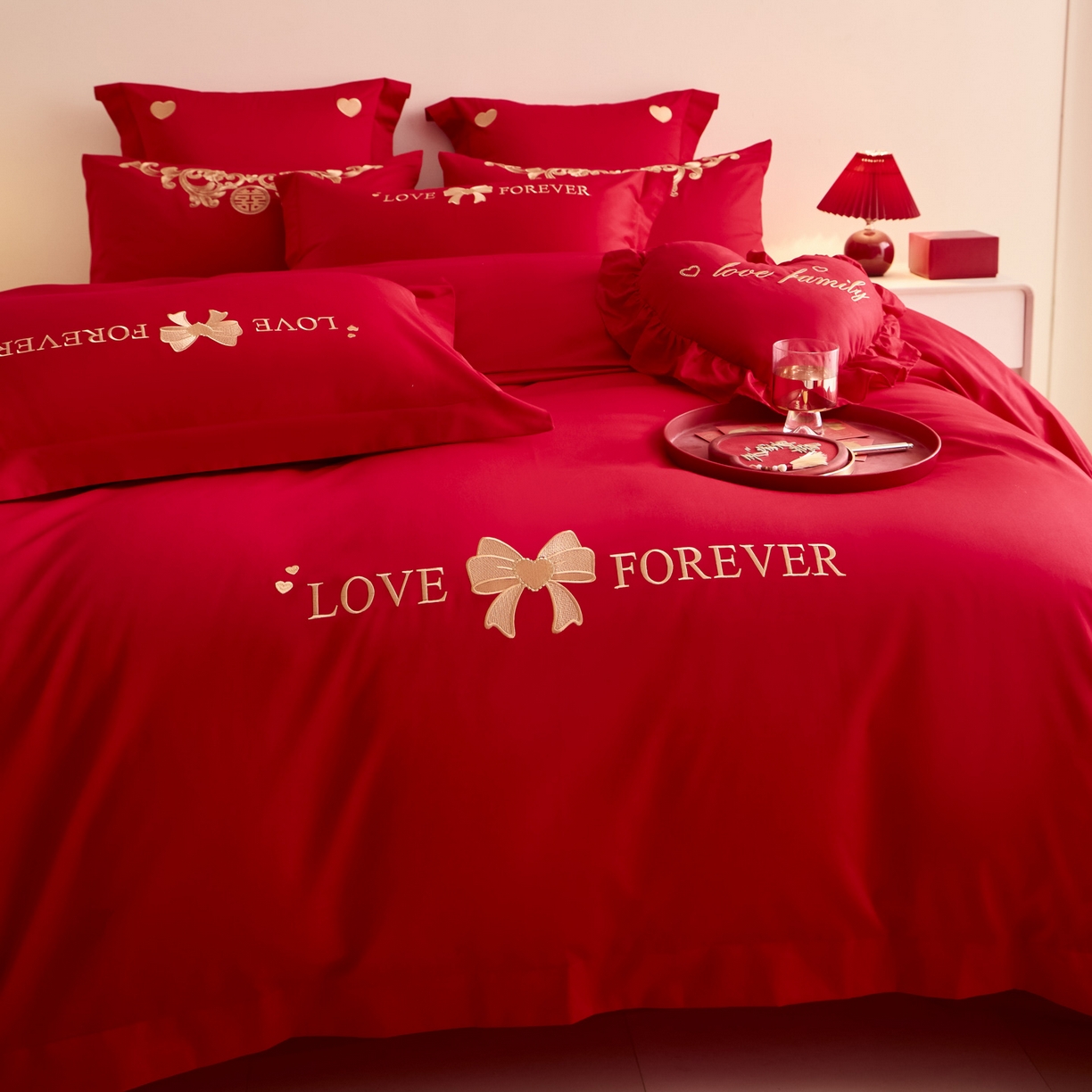 91家纺网 家纺一手货源 找家纺 东方合美（原：皇家传奇） 2025新款婚庆小红书化纤系列二 蝴蝶结