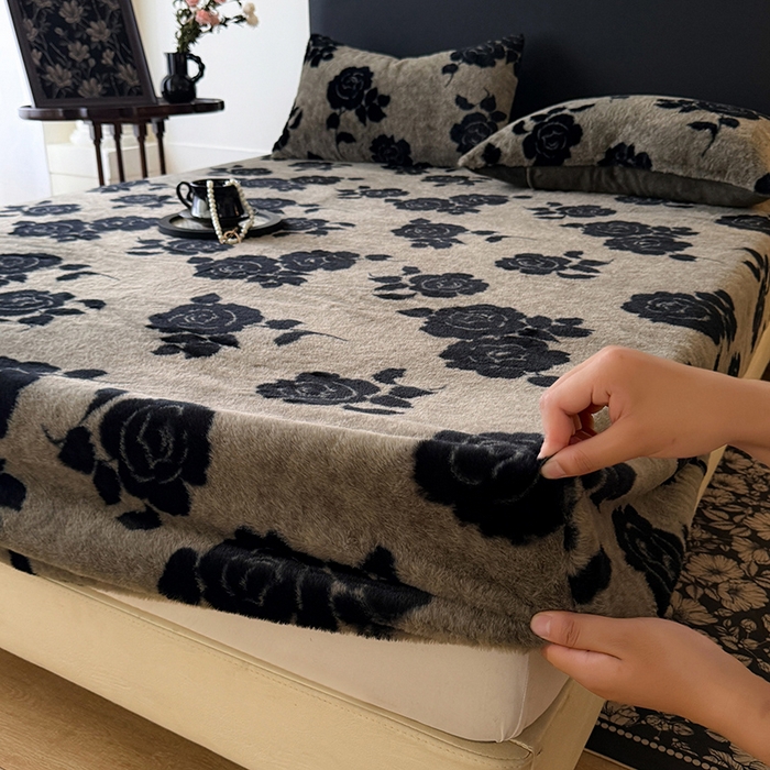 91家纺网 家纺一手货源 找家纺 绒世界 2025秋冬加厚兔绒床笠 兔绒床笠-绽放灰