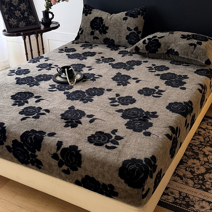 91家纺网 家纺一手货源 找家纺 绒世界 2025秋冬加厚兔绒床笠 兔绒床笠-绽放灰