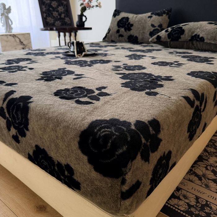 91家纺网 家纺一手货源 找家纺 绒世界 2025秋冬加厚兔绒床笠 兔绒床笠-绽放灰