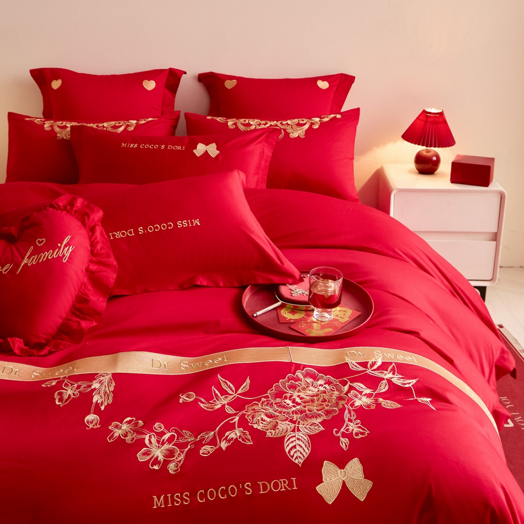 91家纺网 家纺一手货源 找家纺 东方合美（原：皇家传奇） 2025新款婚庆小红书化纤系列二 相爱-金